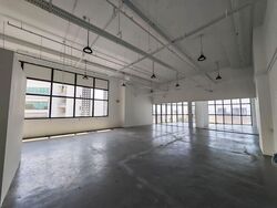 Hh @ Kallang (D13), Factory #558499721